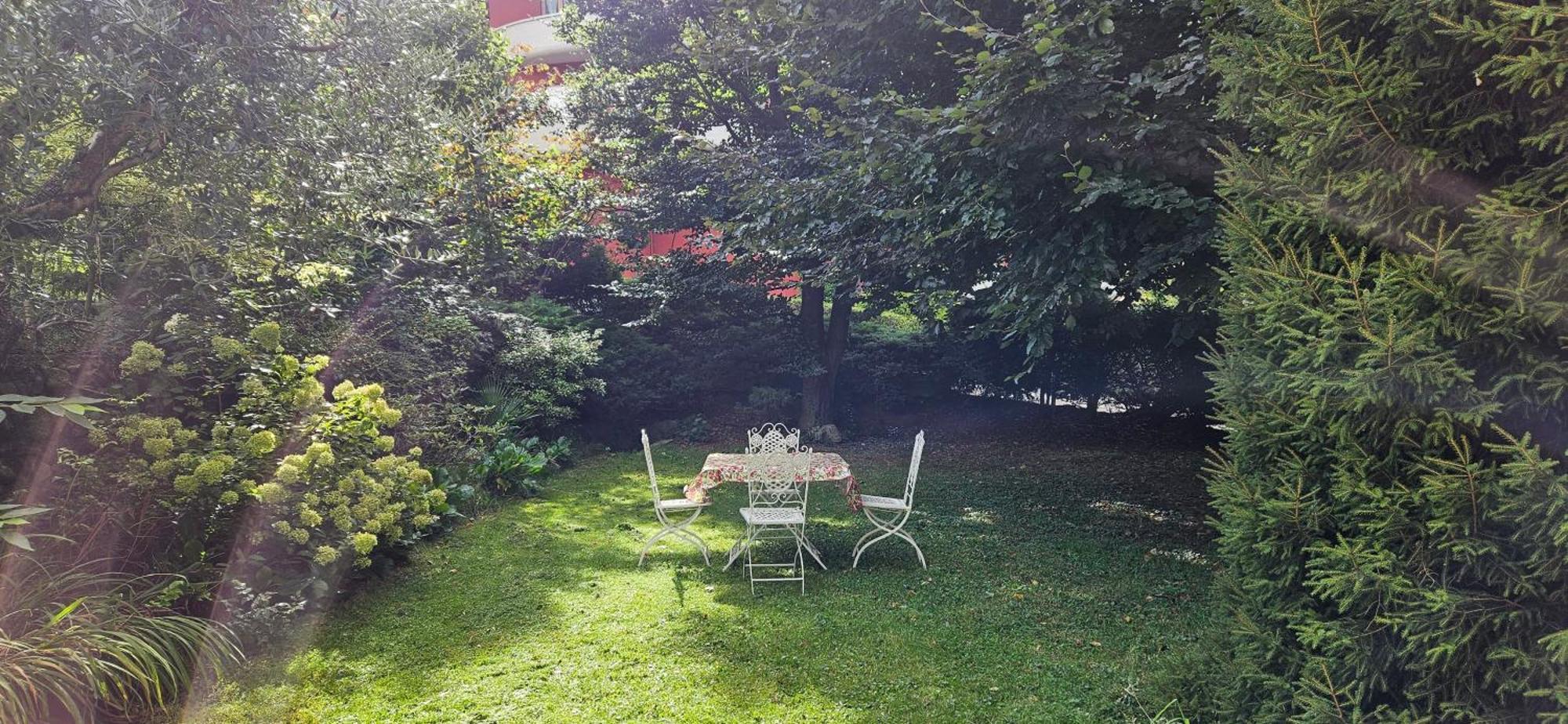 Introbio Appartamento Con Ingresso Autonomo, Giardino Privato E Portico מראה חיצוני תמונה