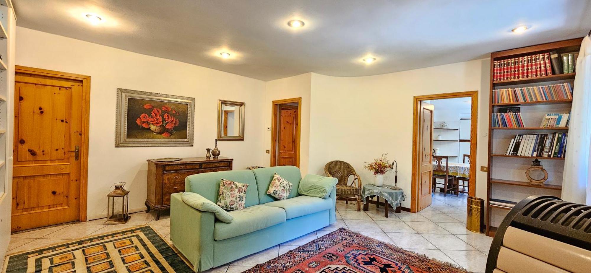 Introbio Appartamento Con Ingresso Autonomo, Giardino Privato E Portico מראה חיצוני תמונה